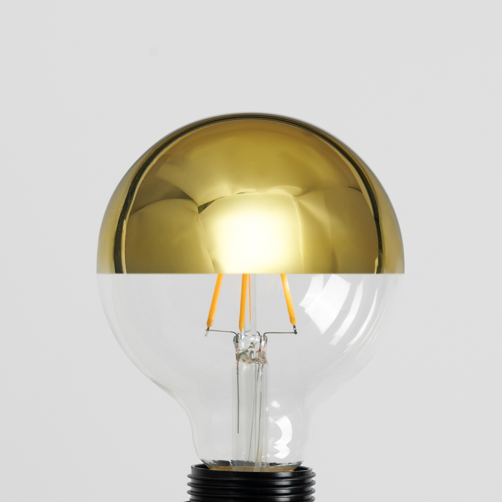 E27 3,8W lampadina LED dicroica G95, 2.700K oro 2x