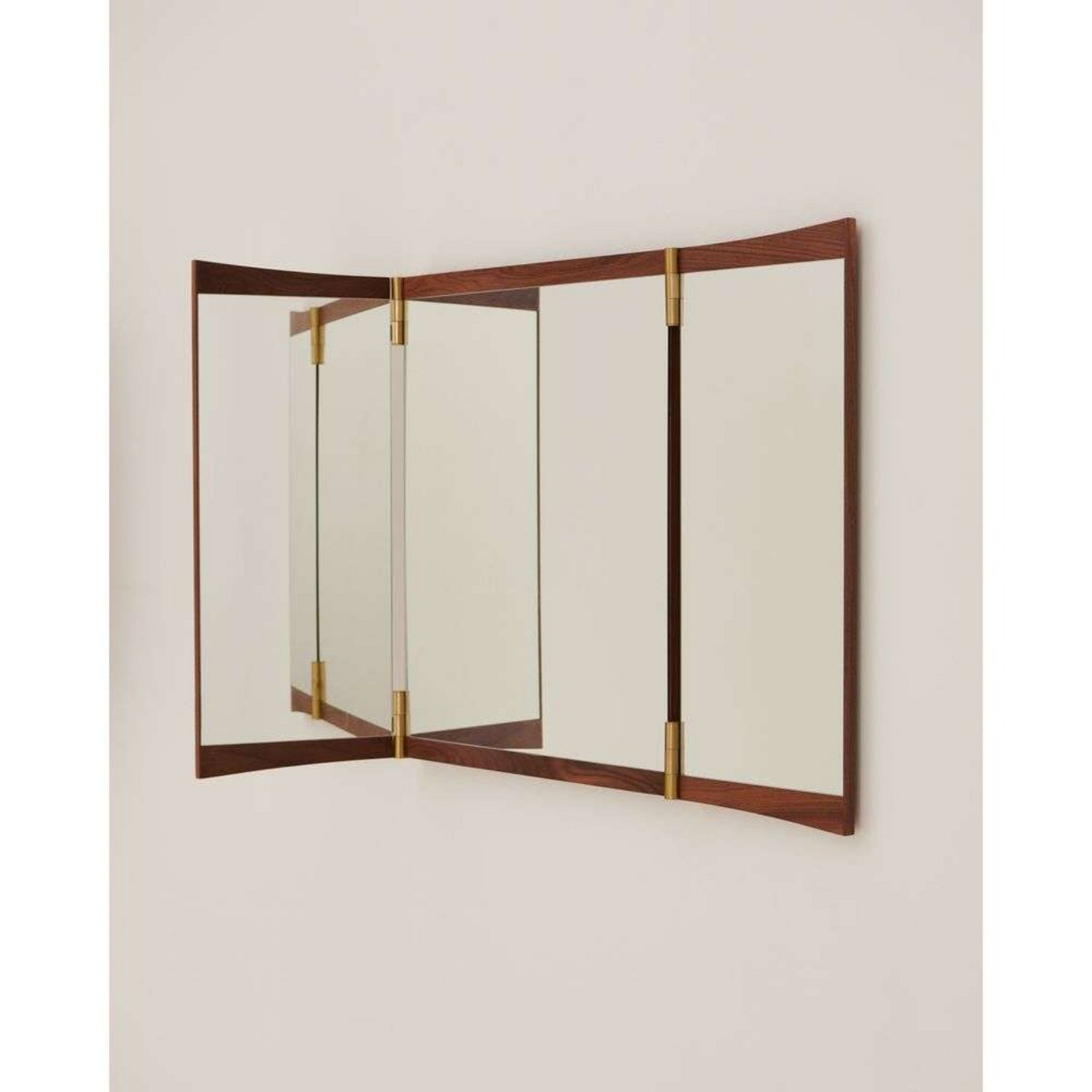 Vanity Wall Mirror 3 - GUBI