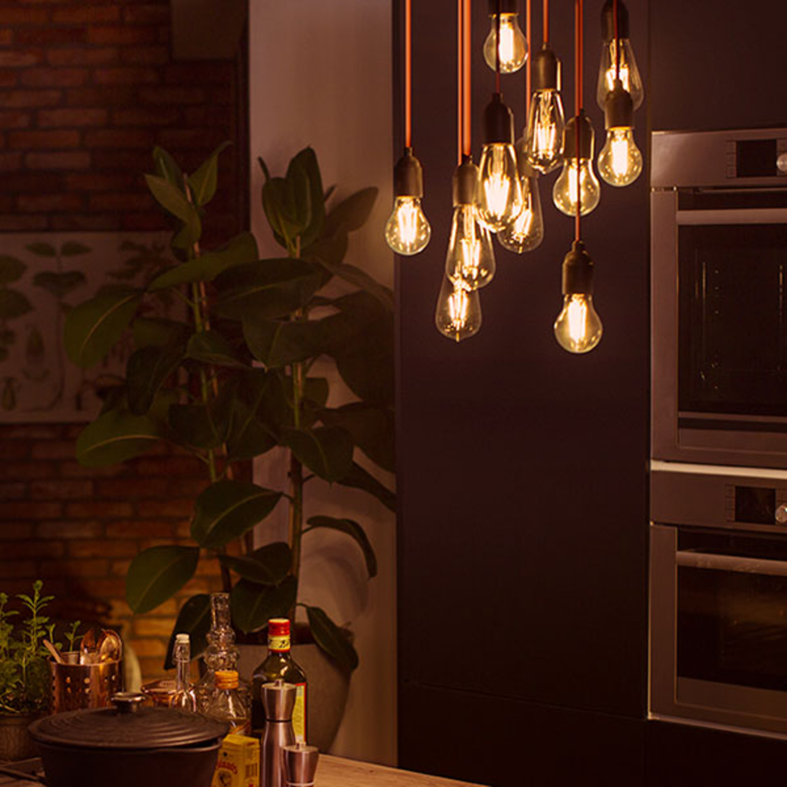 Philips LED pære filament E27 A60 4 W 2 500 K | Lampegiganten.no Philips LED pære filament E27 A60 4 W 2 500 K | Lampegiganten.no