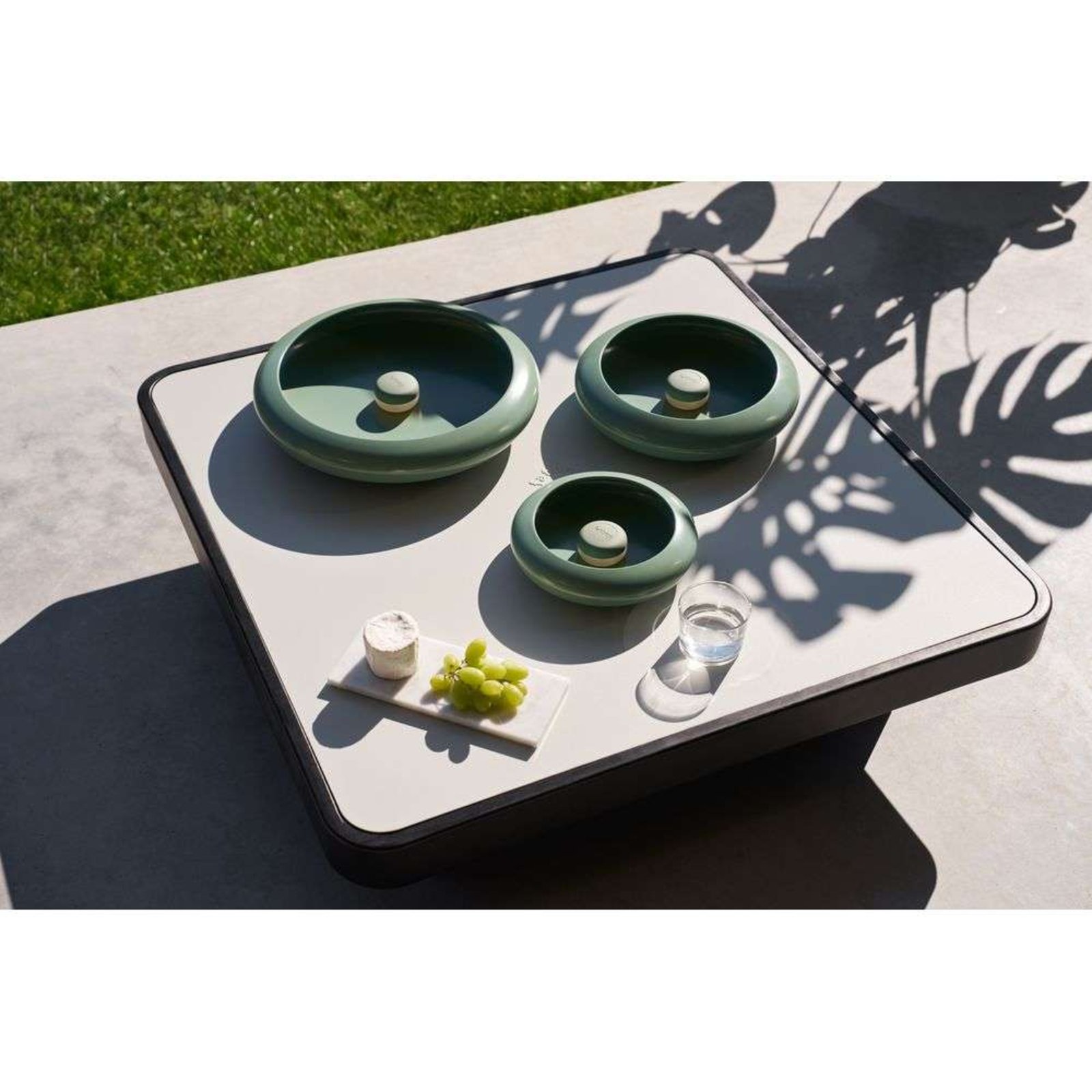 Oloha Portable Candeeiro de Parede/Candeeiro de Mesa Large Dim. Sage - Fatboy®