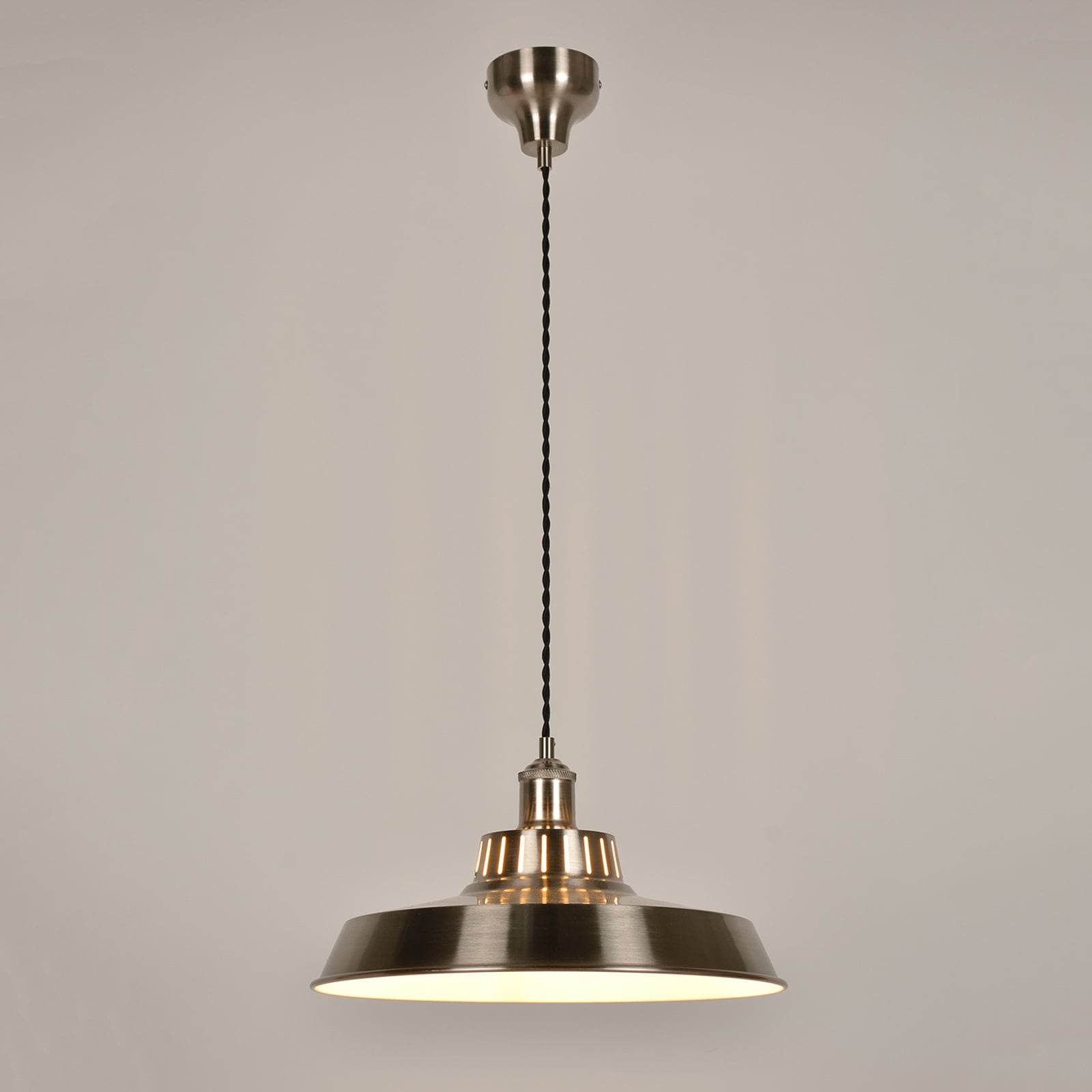 Suspension Thelma, couleur aluminium, Ø 38 cm, métal Suspension Thelma, couleur aluminium, Ø 38 cm, métal