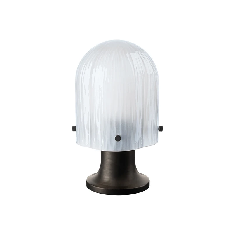GUBI – Seine Portable Tischleuchte White/Antique Brass